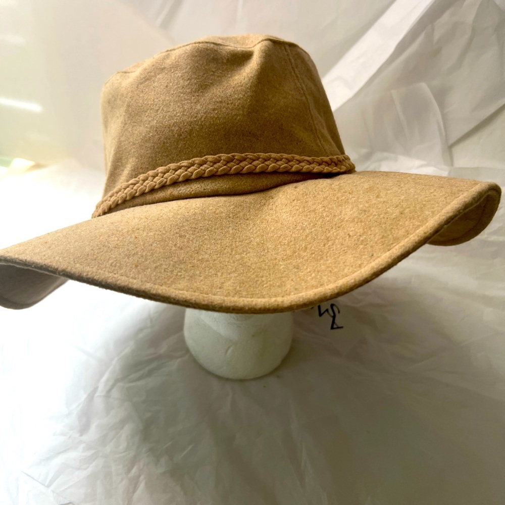 NWTS ASN Harper Floppy Hat From Hats